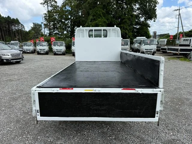 Mitsubishi Fuso CANTER 47