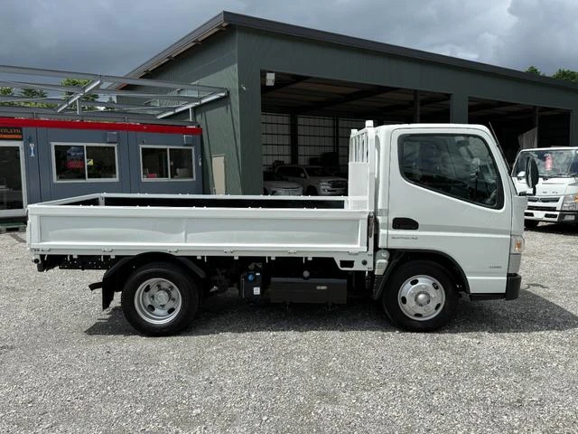 Mitsubishi Fuso CANTER 4