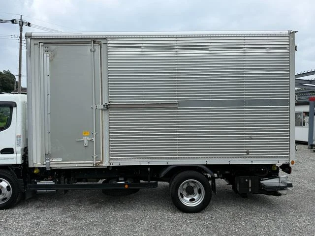 Mitsubishi Fuso CANTER 44