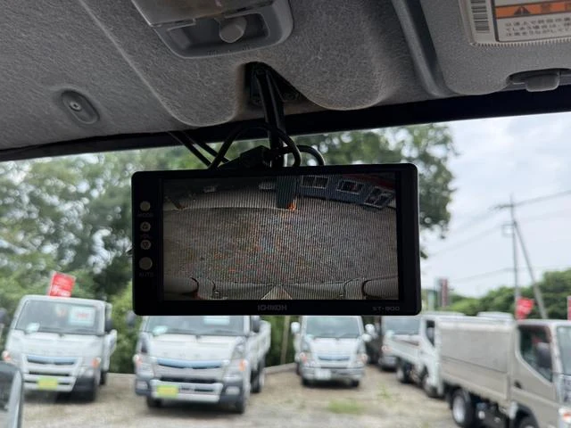 Mitsubishi Fuso CANTER 25