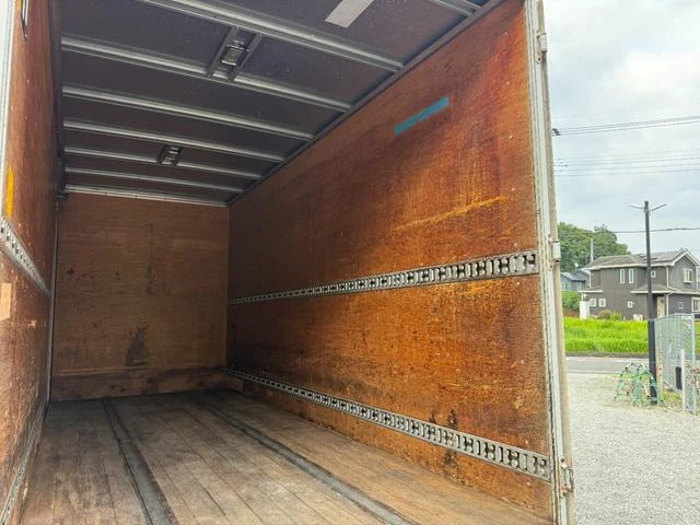 Mitsubishi Fuso CANTER 50