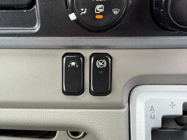 Mitsubishi Fuso CANTER 16