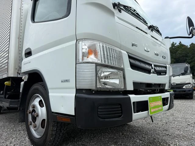 Mitsubishi Fuso CANTER 64
