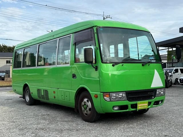 Mitsubishi Fuso ROSA 3