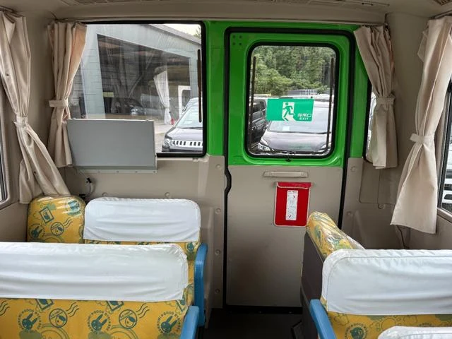 Mitsubishi Fuso ROSA 37