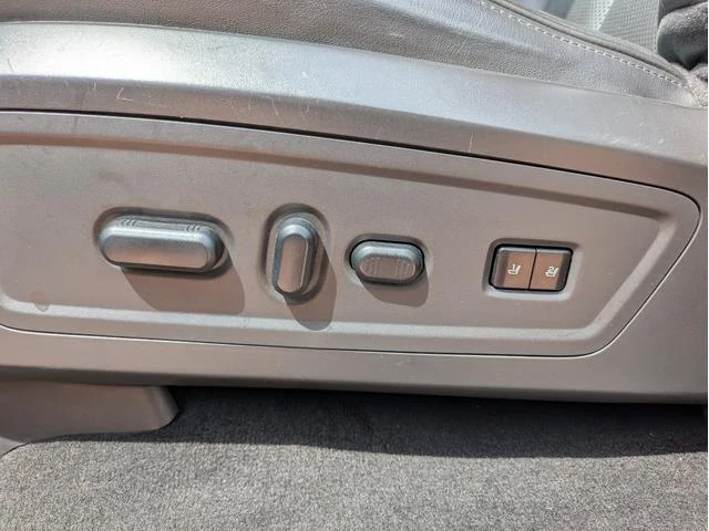 Lincoln NAVIGATOR 32