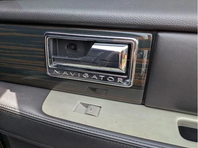Lincoln NAVIGATOR 46
