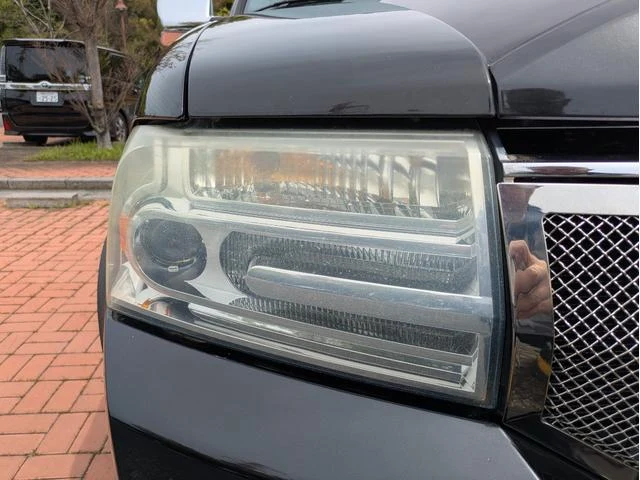 Lincoln NAVIGATOR 9