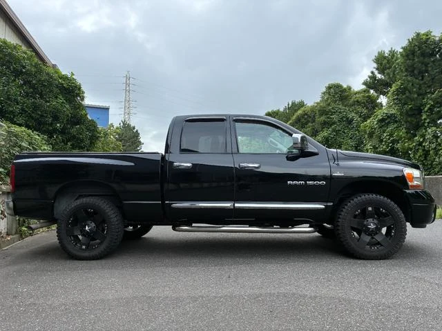 Dodge RAM 4