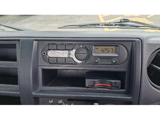 Hino DUTRO 3