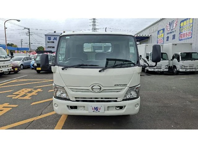 Hino DUTRO 11