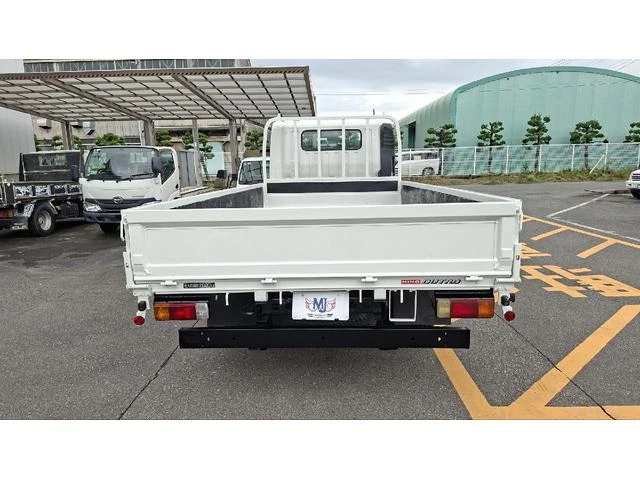 Hino DUTRO 14