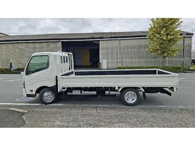 Hino DUTRO 21