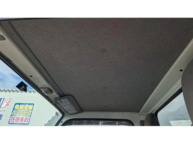Isuzu ELF 43