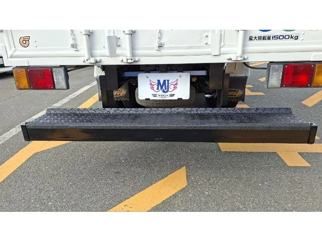 Isuzu ELF 54
