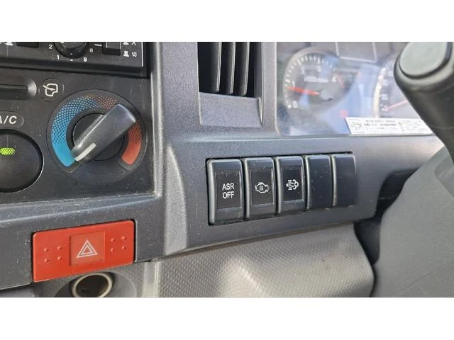 Isuzu ELF 31