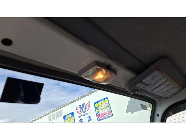 Isuzu ELF 55