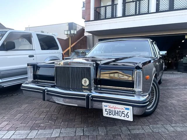 Lincoln MARK VI