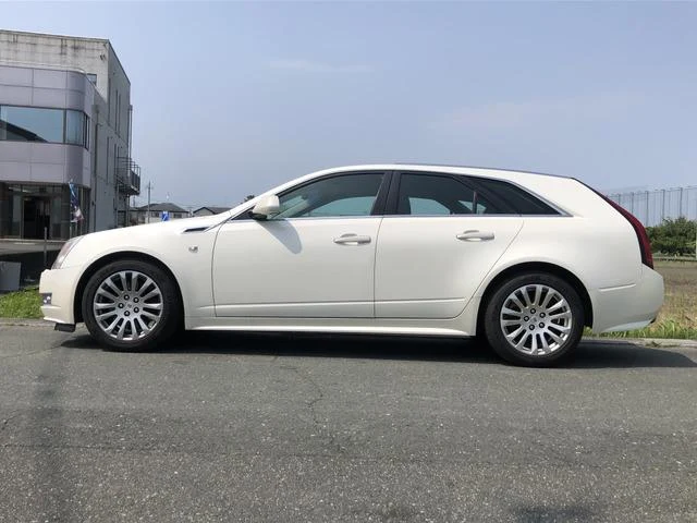 Cadillac CTS 3