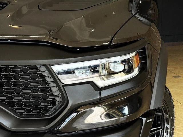 Dodge RAM 9