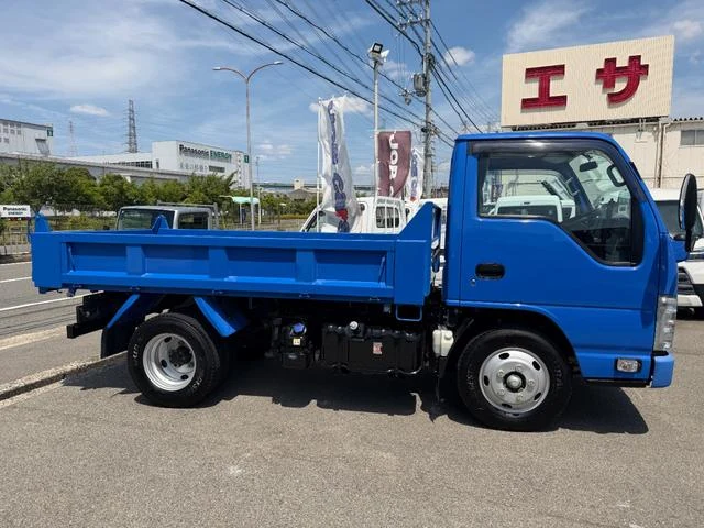 Isuzu ELF 8