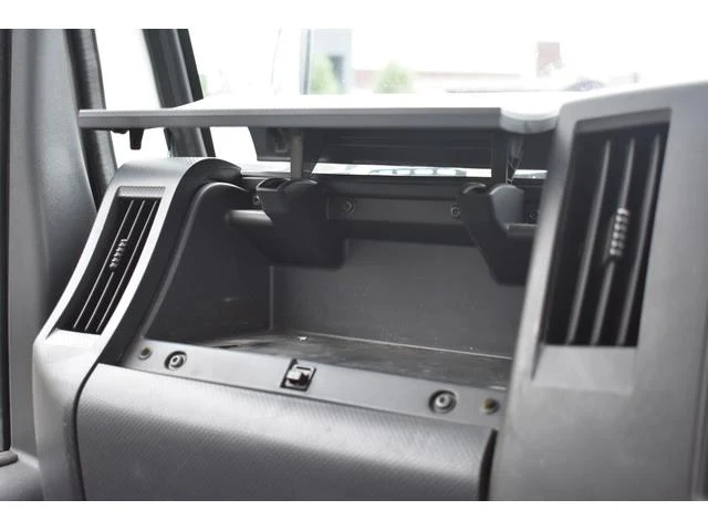Isuzu ELF 20