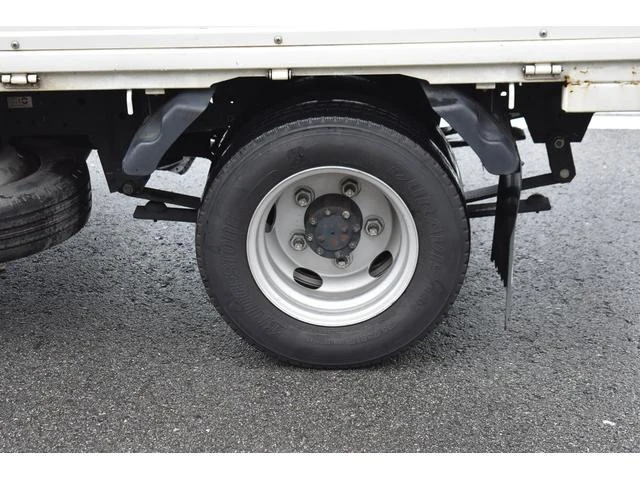 Isuzu ELF 35