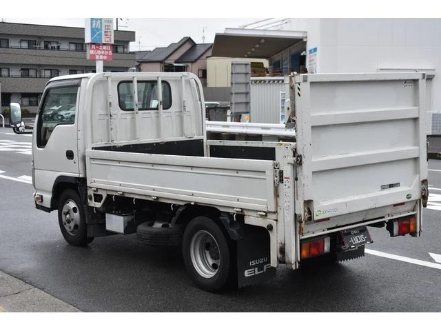 Isuzu ELF 29