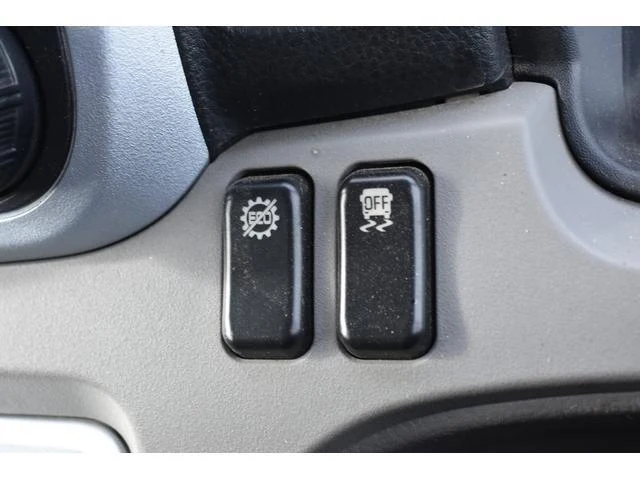 Mitsubishi Fuso CANTER 19