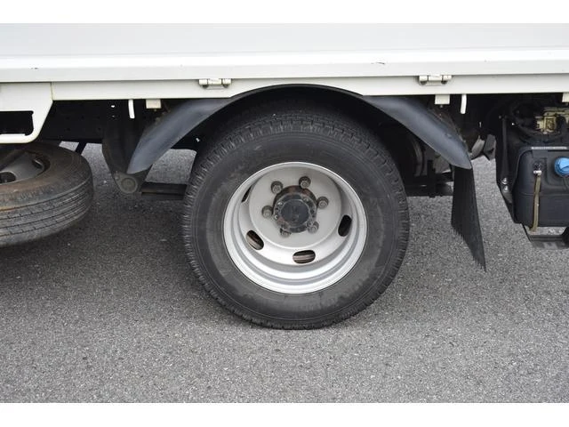 Mitsubishi Fuso CANTER 38