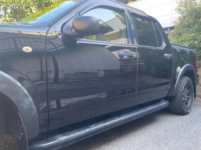 Ford EXPLORER 60