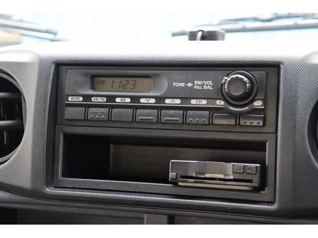 Hino DUTRO 49