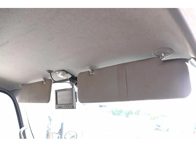 Hino DUTRO 37