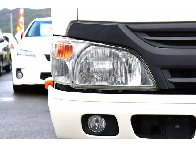 Hino DUTRO 9