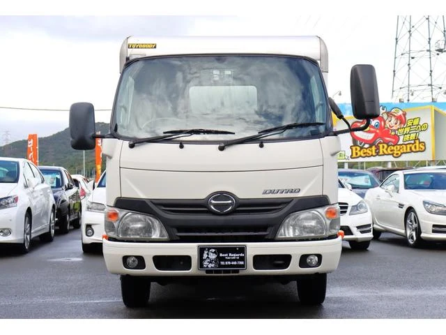 Hino DUTRO 8