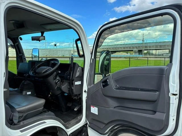 Isuzu ELF 42