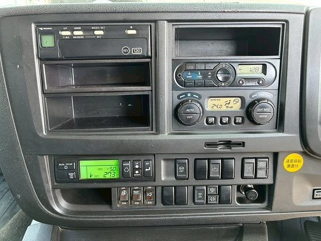 Isuzu GIGA 42