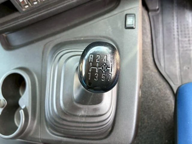 Isuzu GIGA 38