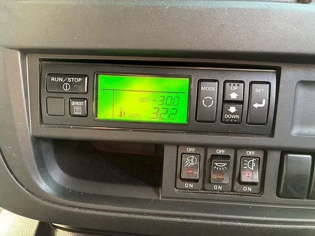 Isuzu GIGA 31