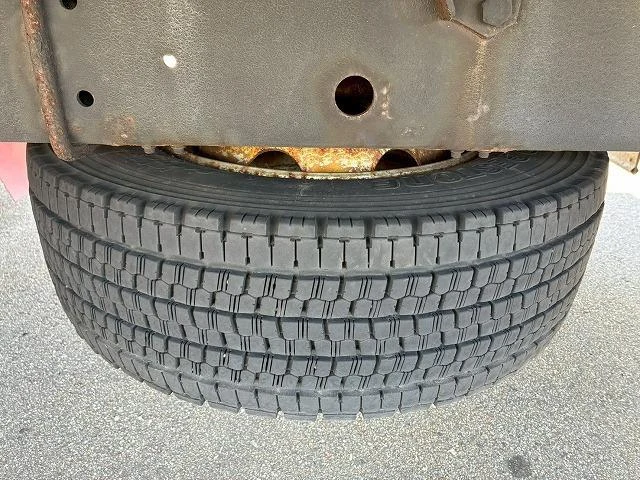 Isuzu GIGA 59