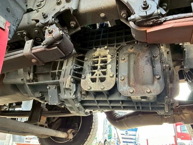 Isuzu GIGA 63