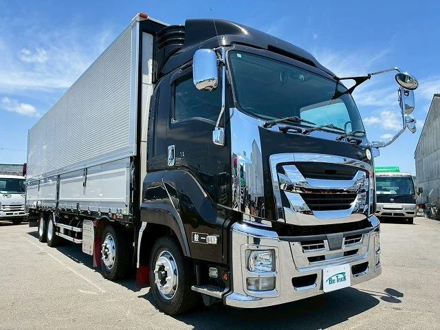 Isuzu GIGA 13