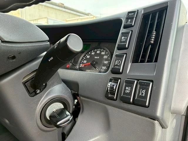 Isuzu ELF 41