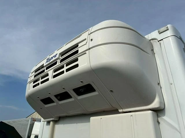 Isuzu ELF 14