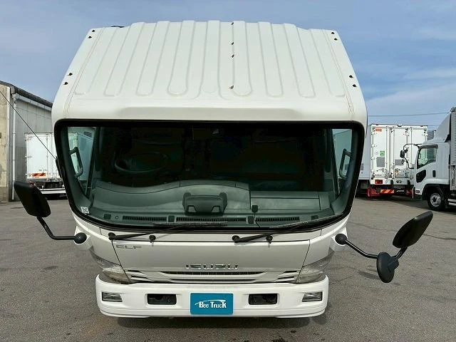 Isuzu ELF 13