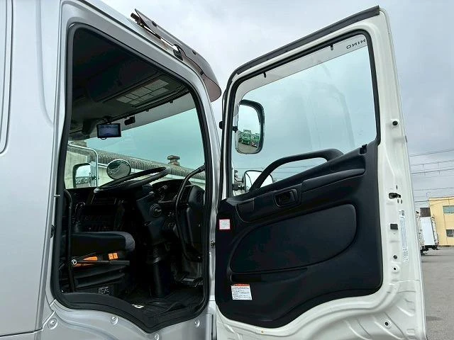 Hino PROFIA 55