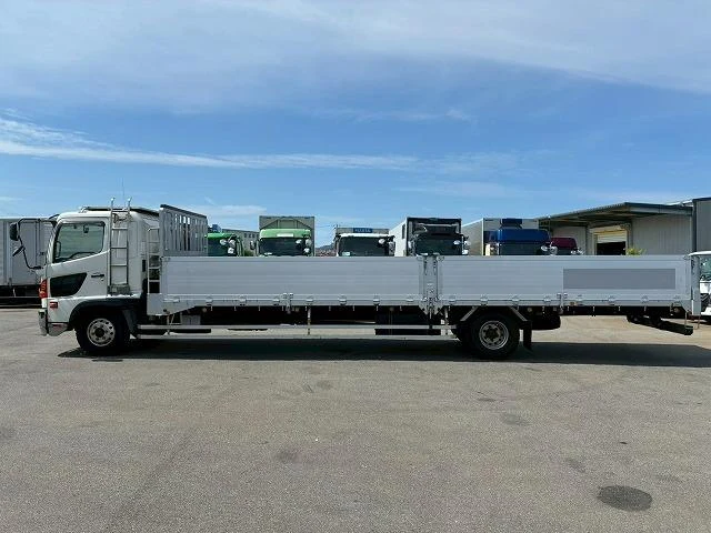 Hino RANGER 9