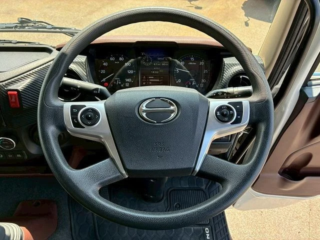 Hino RANGER 30