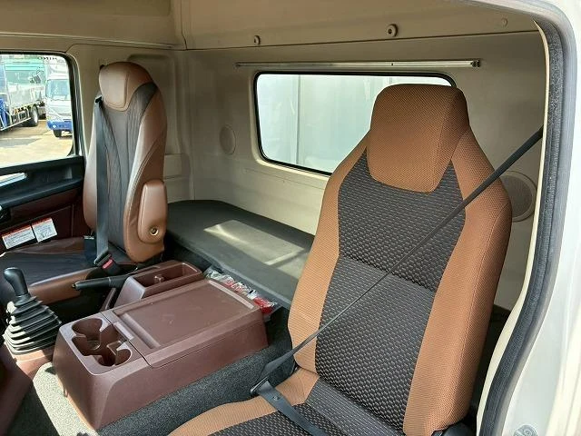 Hino RANGER 41
