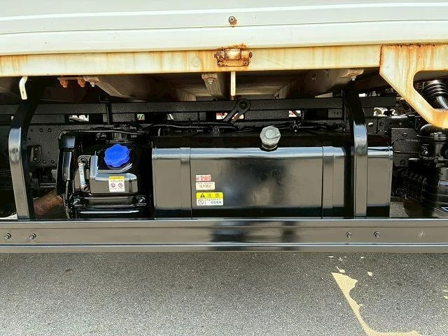 Isuzu ELF 55